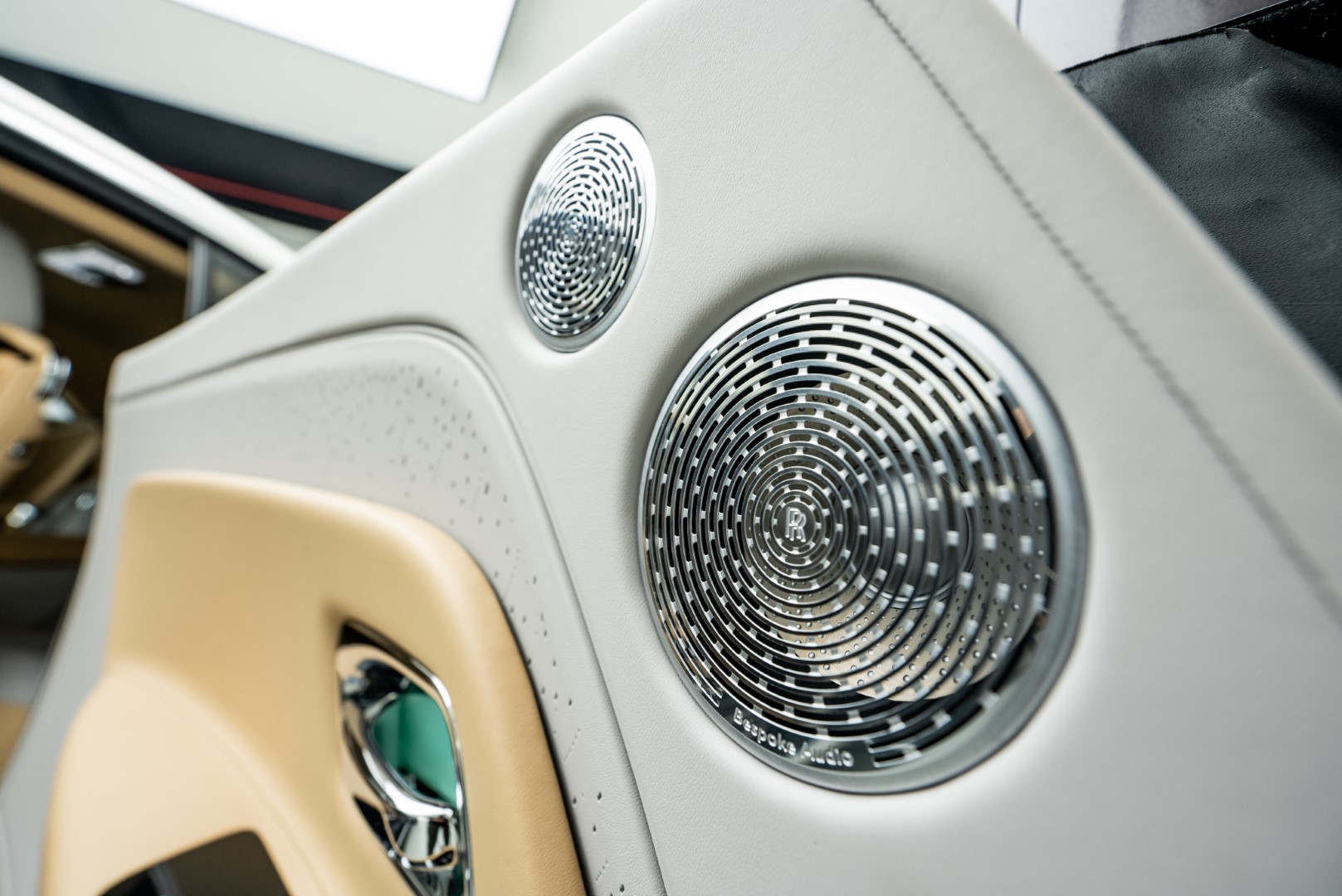 2024 ROLLS ROYCE SPECTRE. GCC. VERY HIGH SPEC. WARRANTY AND SERVICE.